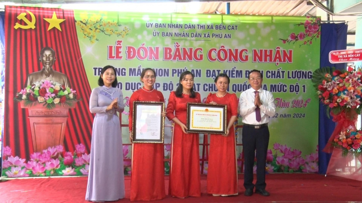 VUI HÁT DÂN CA MỪNG XUÂN GIÁP THÌN 2024