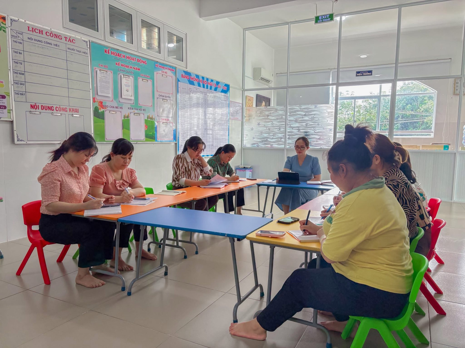 🌺 CHI BỘ TRƯỜNG MẦM NON PHÚ AN SINH HOẠT ĐỊNH KỲ THÁNG 11 NĂM 2025